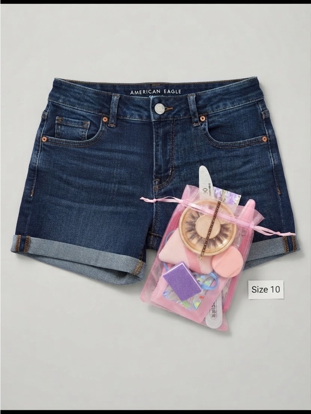 American Eagle Outfitters Dark Blue Denim Roll-Cuff Shorts-10 & beauty gift bag